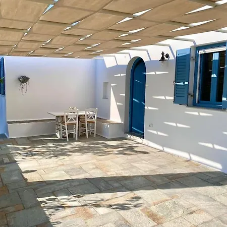 Holiday home Elitas Lodge: Cosy Cycladic Outside Paroikia Parikia (Paros)