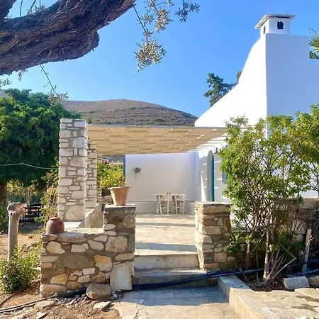 Elitas Lodge: Cosy Cycladic Outside Paroikia * Parikia (Paros)